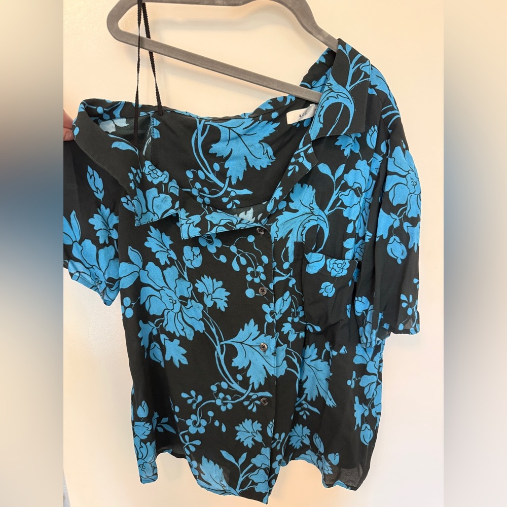 A.L.C. Josephine black blue floral print off shoulder top US 6